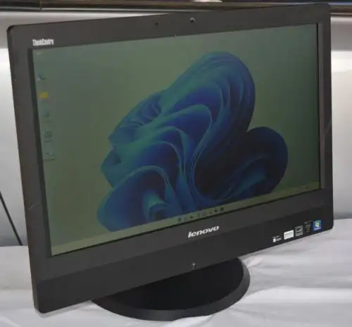 FIRESALE Lenovo m93z all-in-one 23 inch, core i5, 8gb ram, 500gb hd, dvd-rw,cam, win 11, etc